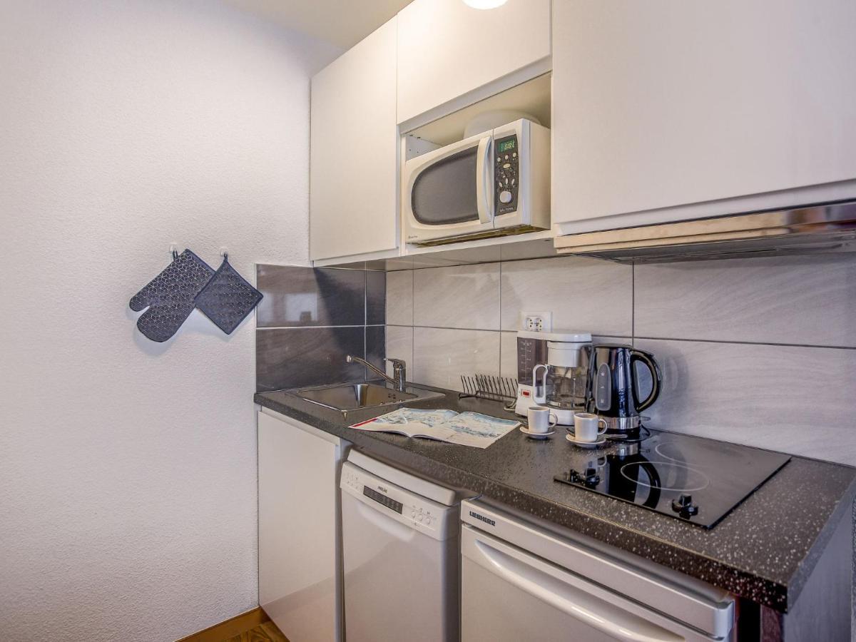 Rond Point Des Pistes - Val Claret-12 By Interhome *